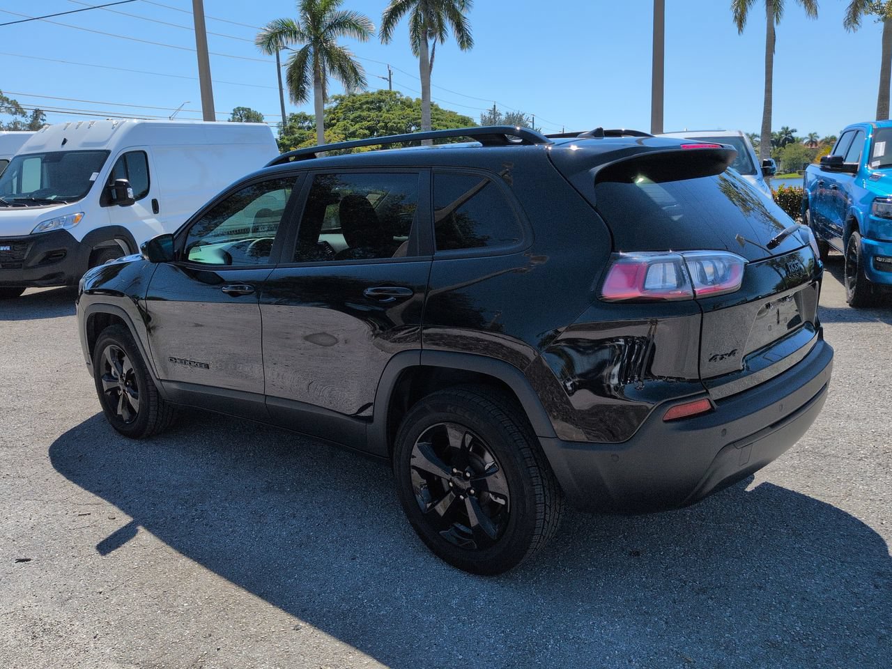 Used 2023 Jeep Cherokee Altitude Lux AWD/4WD image 7