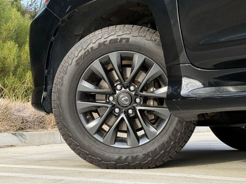 Certified 2022 Lexus GX 460 Premium AWD/4WD image 6