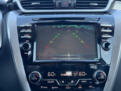 Used 2015 Nissan Murano S w/ Navigation Package image 28