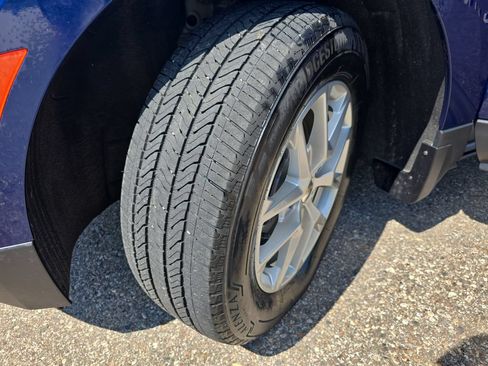 Certified 2023 Chevrolet Equinox LT AWD/4WD image 32
