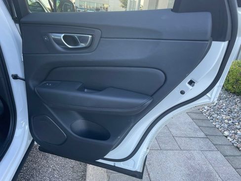 Used 2024 Volvo XC60 B5 Plus AWD/4WD image 12