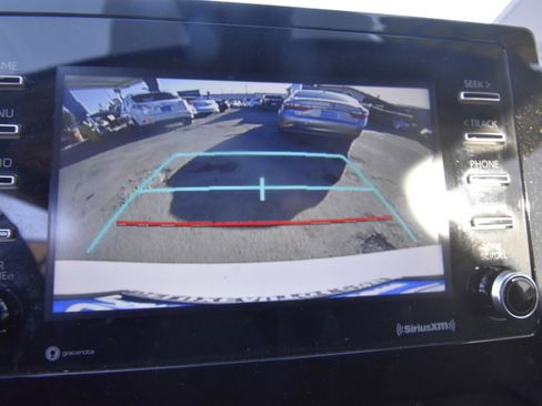 Used 2023 Toyota Camry SE FWD image 12