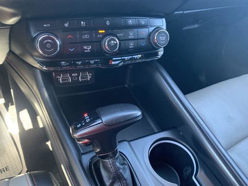 Used 2024 Dodge Durango GT image 16