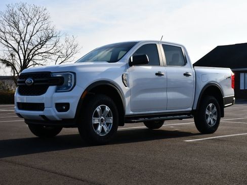 Used 2025 Ford Ranger XL w/ Trailer Tow Package image 3