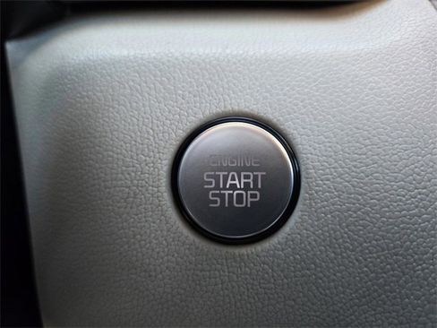 Used 2023 Kia Sorento SX Prestige image 25