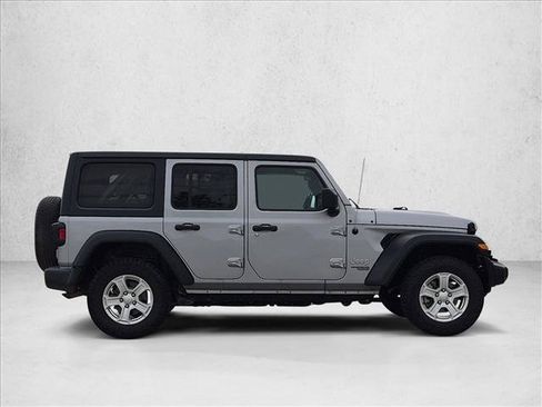 Used 2019 Jeep Wrangler Unlimited Sport S AWD/4WD image 4