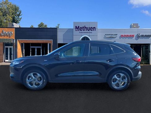 Used 2025 Ford Escape ST-Line Select AWD/4WD image 8