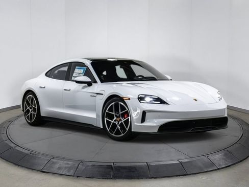 New 2025 Porsche Taycan 4S AWD/4WD image 9