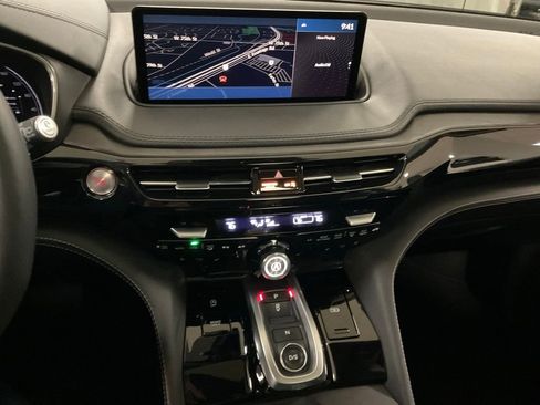 Certified 2023 Acura MDX SH-AWD w/ Advance Package image 16