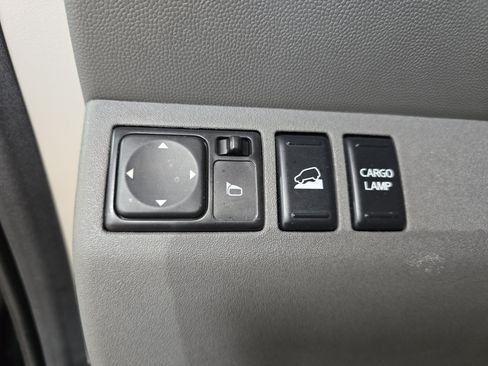 Used 2018 Nissan Frontier SV AWD/4WD image 23