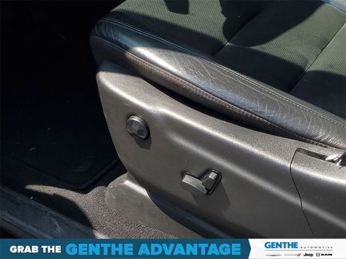 Used 2020 Jeep Grand Cherokee Altitude image 8