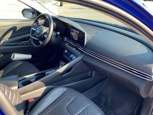 Used 2023 Hyundai Elantra Limited w/ Cargo Package FWD image 31