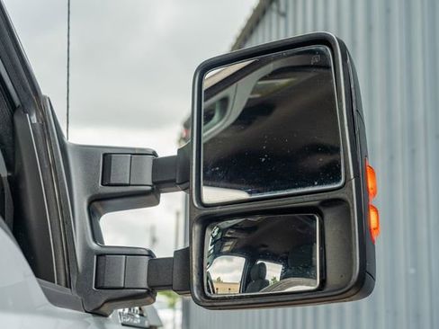 Used 2015 Ford F250 XLT w/ XLT Value Package AWD/4WD image 13