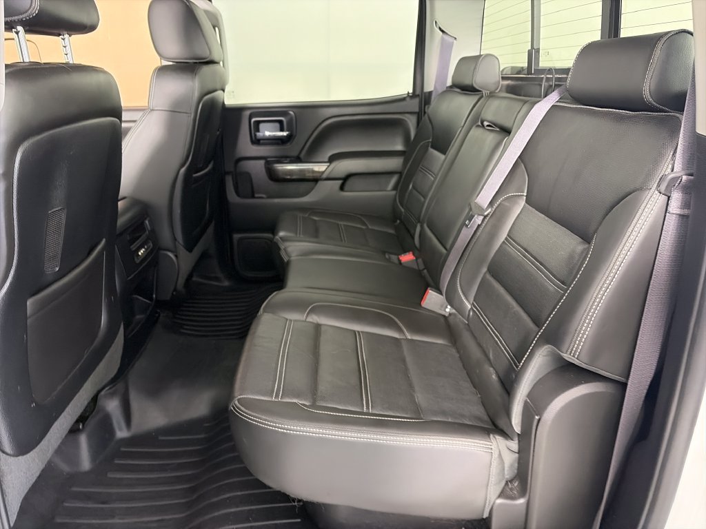 Used 2015 GMC Sierra 2500 Denali w/ Duramax Plus Package AWD/4WD image 13