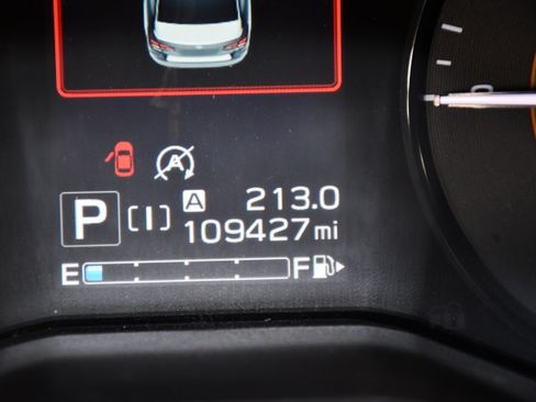 Used 2023 Subaru Crosstrek 2.0i AWD/4WD image 17