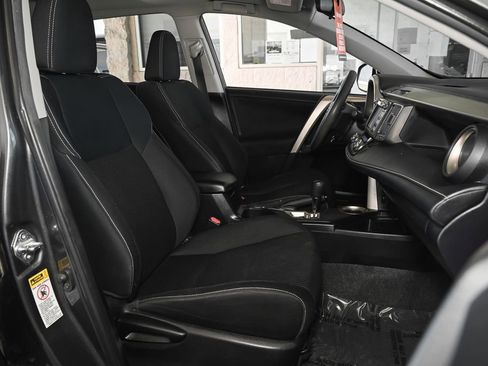 Used 2015 Toyota RAV4 XLE FWD image 38