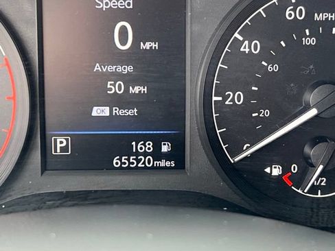 Used 2024 Nissan Altima 2.5 S FWD image 15
