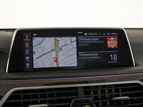 Used 2022 BMW 750i xDrive 750i xDrive image 26