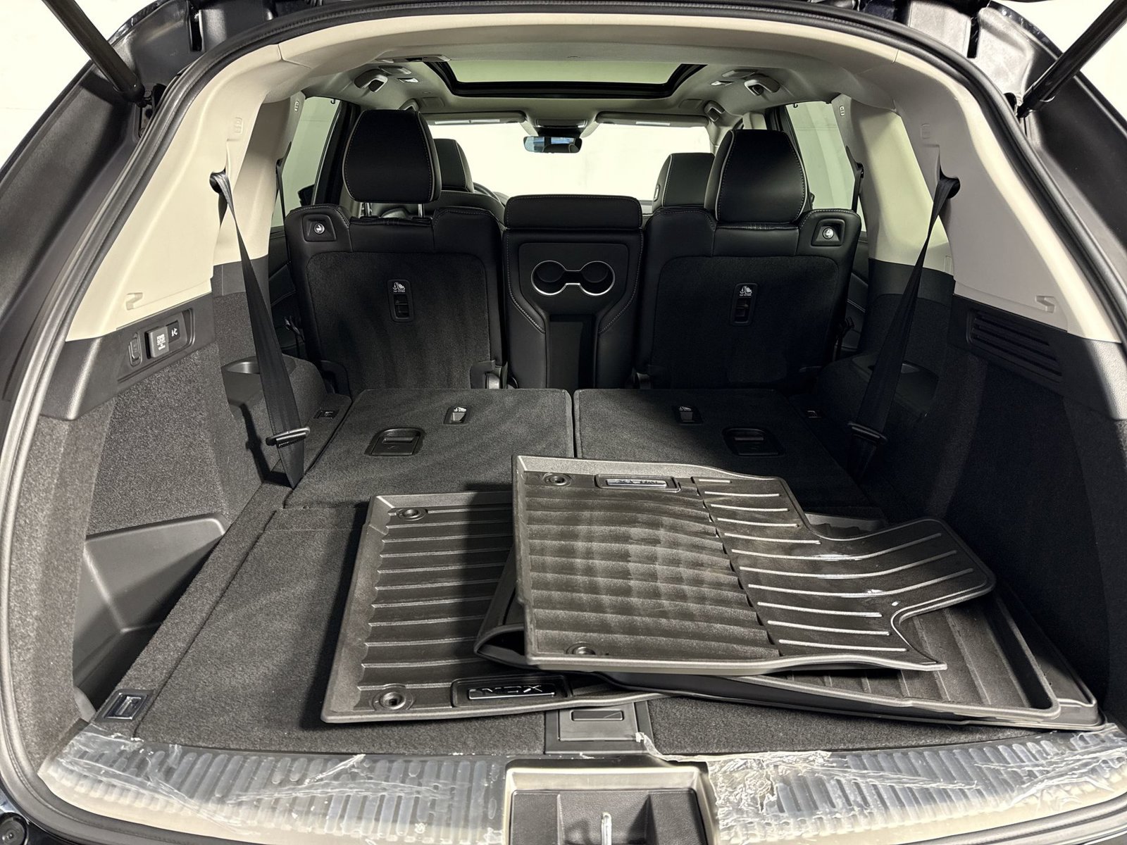 Certified 2026 Acura MDX w/ Advance Package AWD/4WD image 36