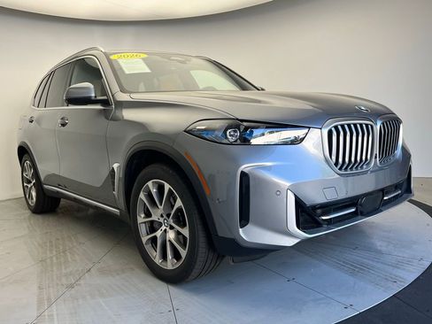 Certified 2026 BMW X5 xDrive40i AWD/4WD image 2