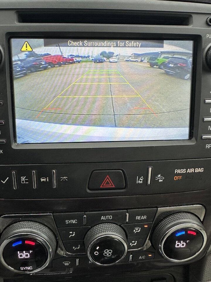 Used 2016 Buick Enclave Premium w/ Experience Buick Package FWD image 15