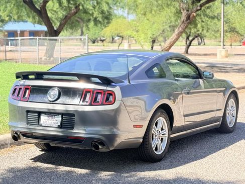Used 2014 Ford Mustang Coupe RWD image 5