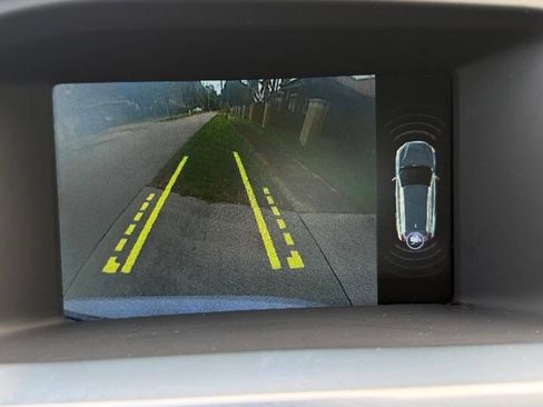 Used 2015 Volvo V60 T5 Platinum image 16