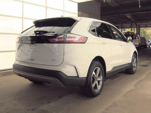 Used 2023 Ford Edge SEL w/ Convenience Package AWD/4WD image 5