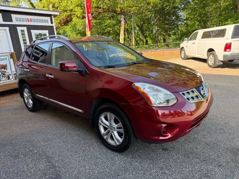 Used 2012 Nissan Rogue SV FWD image 3