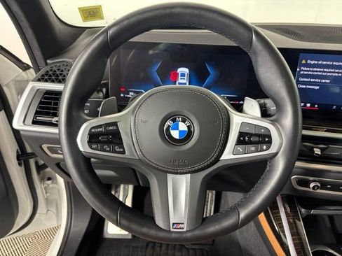 Used 2024 BMW X7 xDrive40i w/ M Sport Package AWD/4WD image 12
