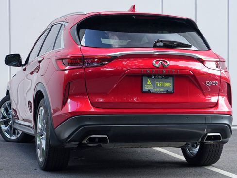 Used 2021 INFINITI QX50 Autograph w/ Premium White Leather Package FWD image 5