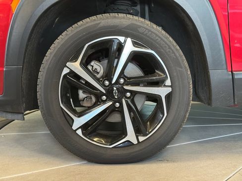 Used 2021 Chevrolet TrailBlazer RS w/ Convenience Package AWD/4WD image 25
