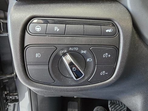 Used 2022 INFINITI QX50 Luxe image 30