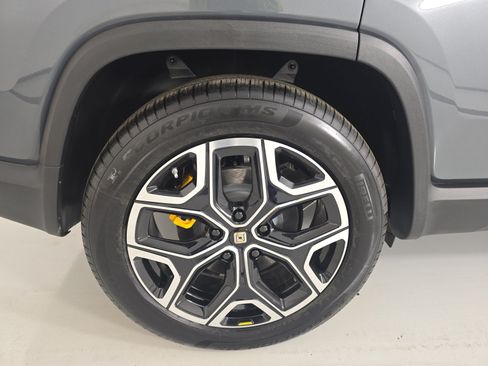 Used 2024 Rivian R1S Adventure AWD/4WD image 12