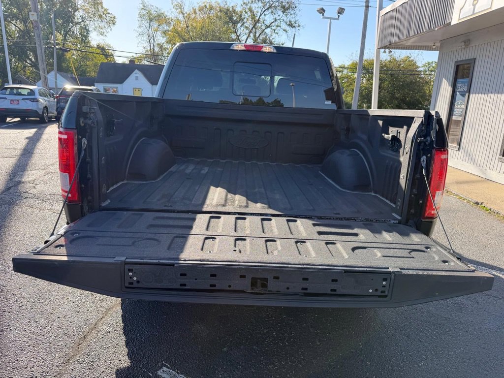 Used 2016 Ford F150 XLT w/ Equipment Group 302A Luxury AWD/4WD image 22