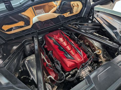 Used 2024 Chevrolet Corvette Stingray Premium Cpe w/ Z51 Performance Package RWD image 24