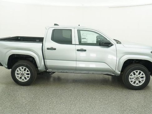 New 2026 Toyota Tacoma SR image 31