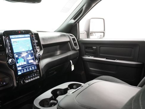 New 2026 RAM 2500 Tradesman image 17