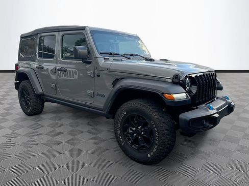 Used 2023 Jeep Wrangler Unlimited w/ Cold Weather Group AWD/4WD image 4