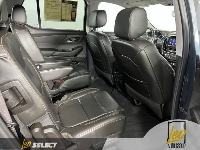 Used 2021 Chevrolet Traverse LT w/ LT Premium Package AWD/4WD image 27
