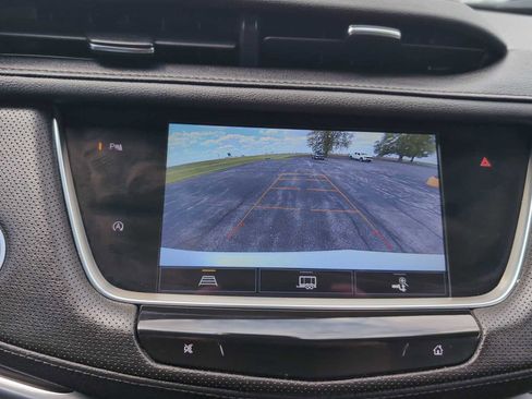 Used 2023 Cadillac XT5 Sportv AWD/4WD image 16