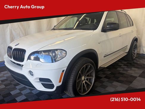 Used 2011 BMW X5 xDrive35i AWD/4WD image 1