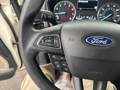 Used 2021 Ford EcoSport SE w/ SE Convenience Package FWD image 22