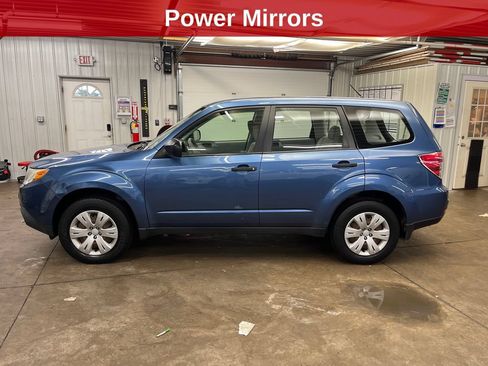 Used 2009 Subaru Forester 2.5X w/ Popular Equipment Group 1A AWD/4WD image 2