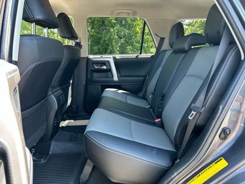 Used 2019 Toyota 4Runner SR5 Premium AWD/4WD image 28