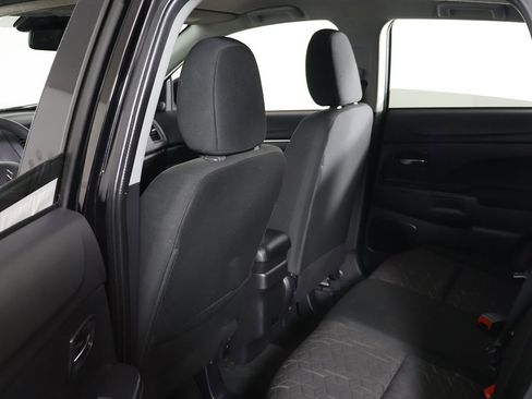 Used 2024 Mitsubishi Outlander Sport ES image 23