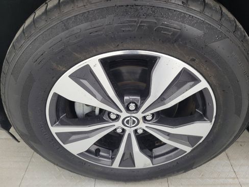 Used 2019 Nissan Murano SV w/ Premium Package image 31