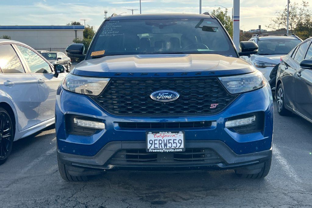 Used 2022 Ford Explorer ST w/ Equipment Group 401A AWD/4WD image 3