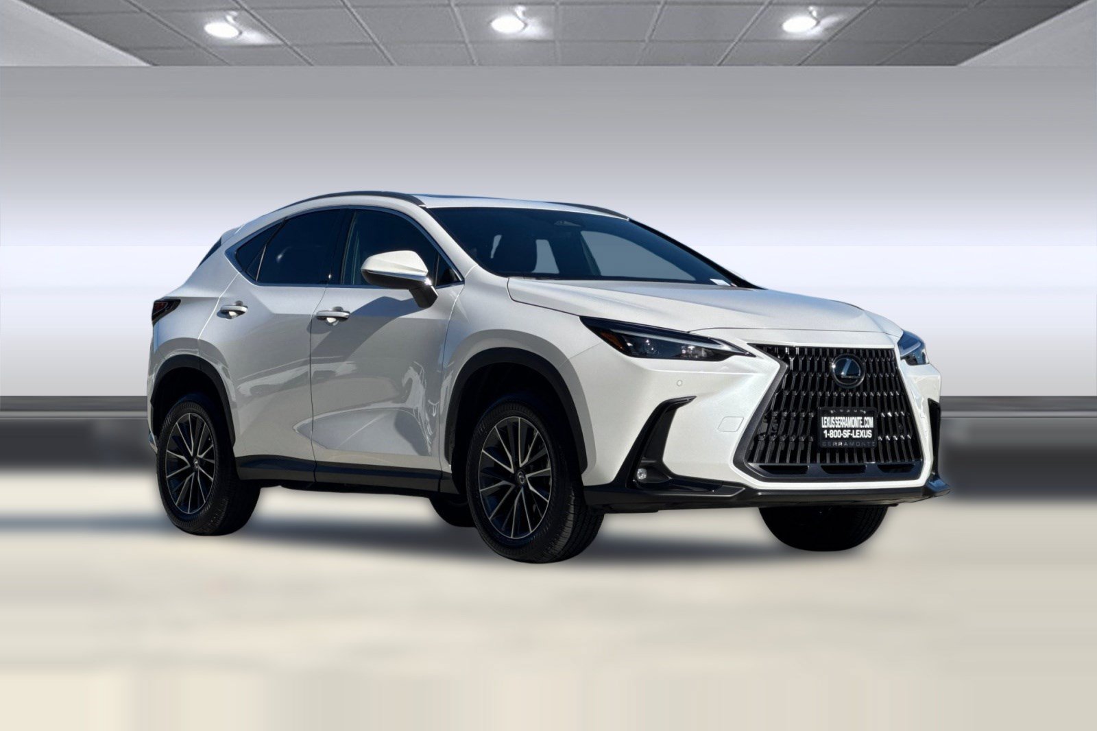 Used 2025 Lexus NX 250 AWD w/ Accessory Package (Z2) image 6