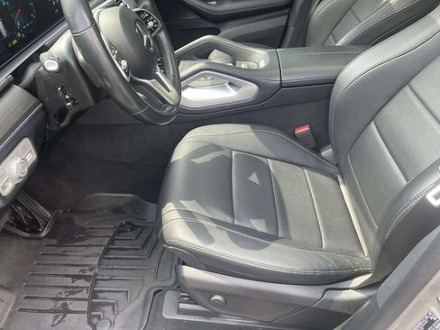 Used 2021 Mercedes-Benz GLS 450 4MATIC image 13